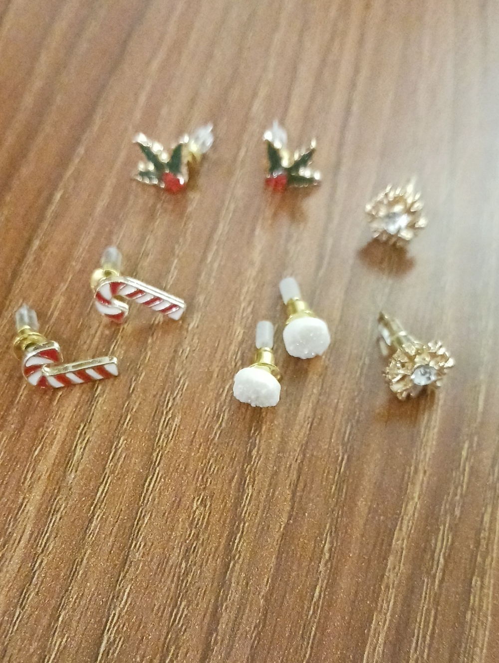 Source Unknown Gold Tone Holiday Candy Cane & Floral Stud Earring Set